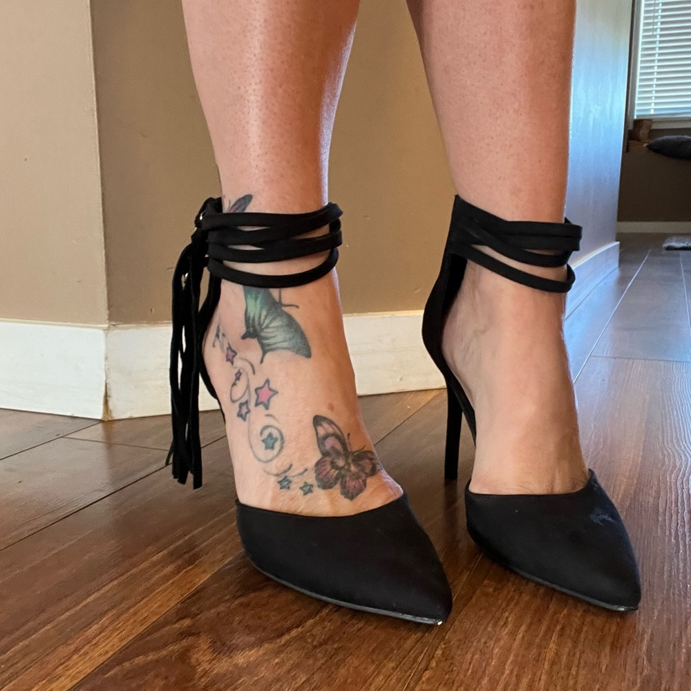 New Look Ankle strap heels black size 8